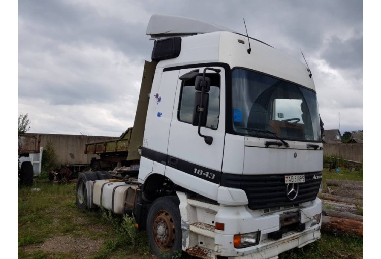 Mercedes Actros 2002 года 