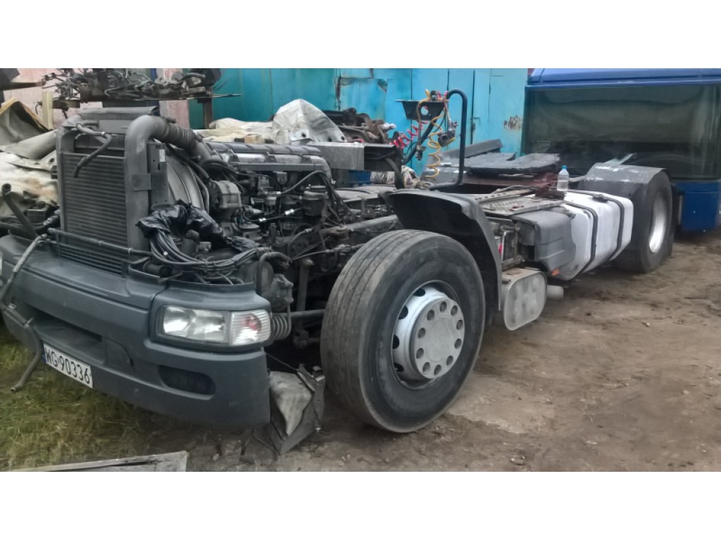 Рено Премиум DCI 2000год 