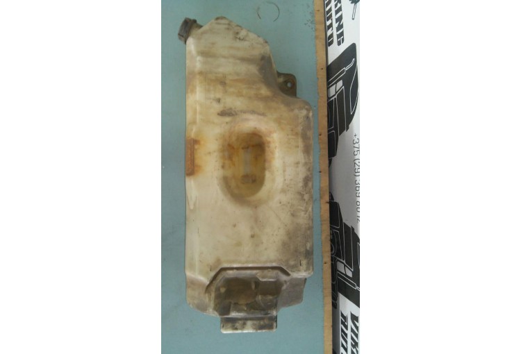 Бачок омывателя лобового стекла Renault Magnum Mack 2001-2005 2003