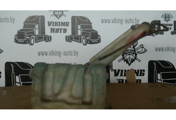 Бачок омывателя лобового стекла Mercedes 817 1984-1998 1996