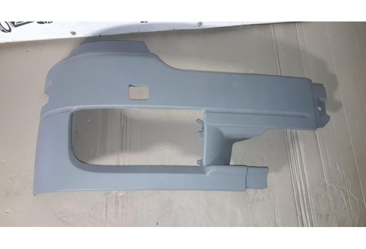 Бампер правый на Mercedes