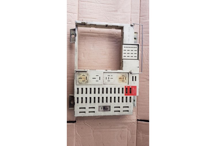 Блок предохранителей MAN TGA 2000-2008 2004