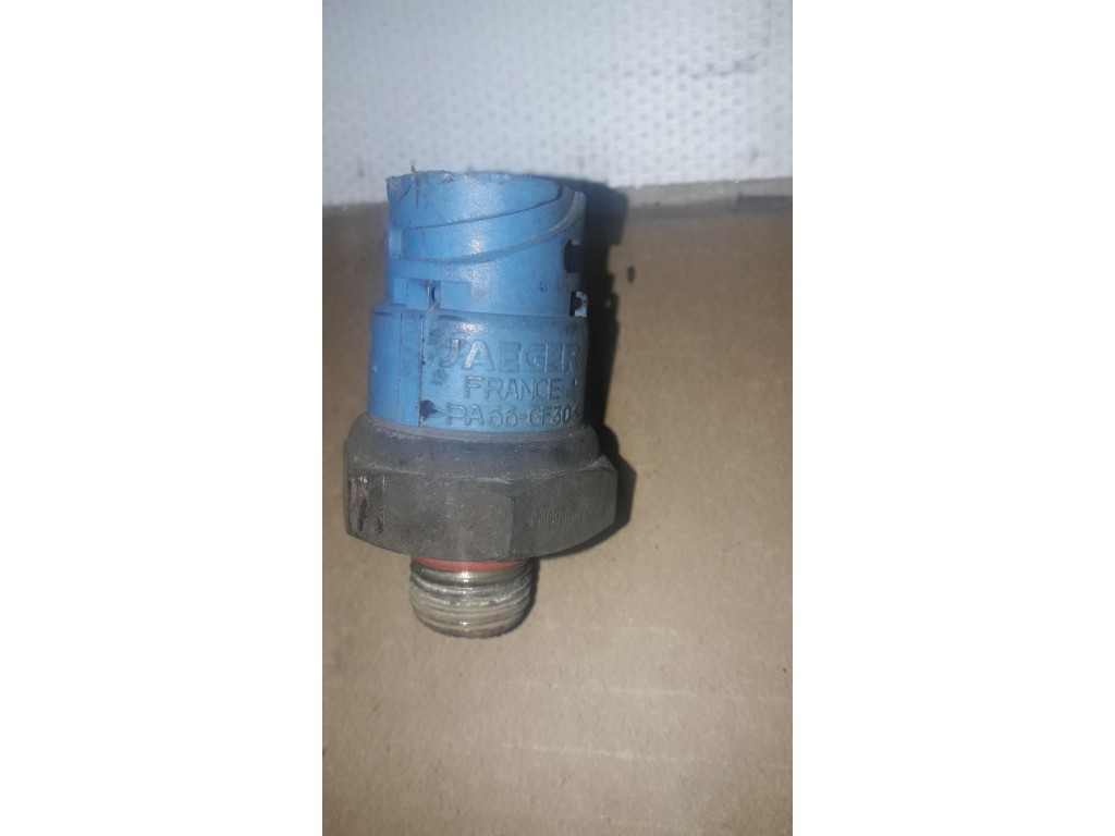 Датчик давления воздуха Renault Magnum Mack 2001-2005 2003