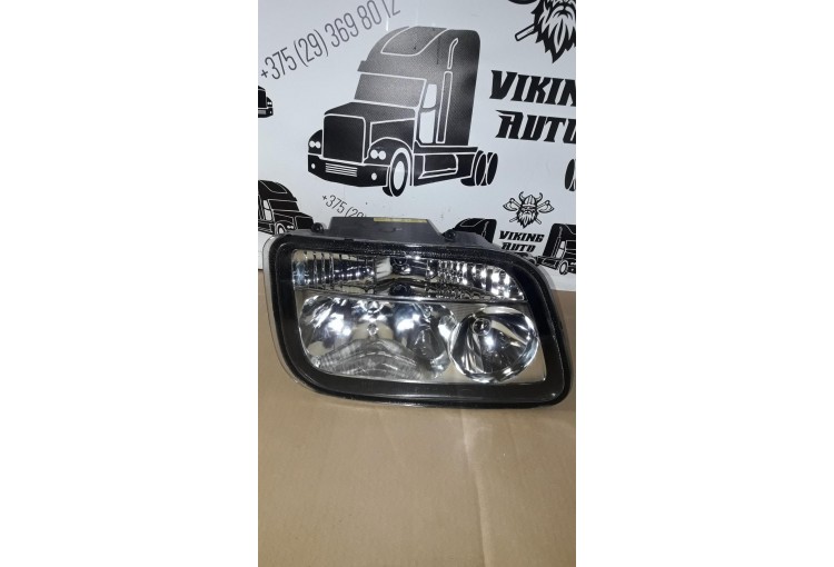 Фара головного света правая на Mercedes