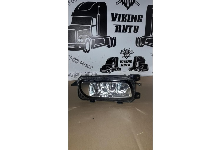 Фара противотуманная правая на Mercedes