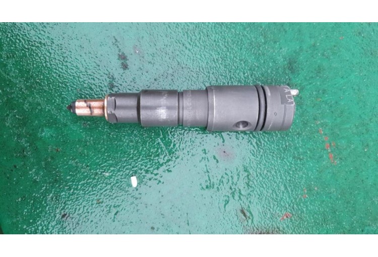 Форсунка дизельная механическая Mercedes Axor 2006-настоящее время 2011