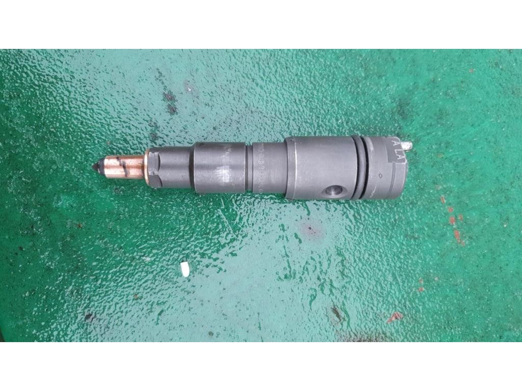 Форсунка дизельная механическая Mercedes Axor 2006-настоящее время 2011