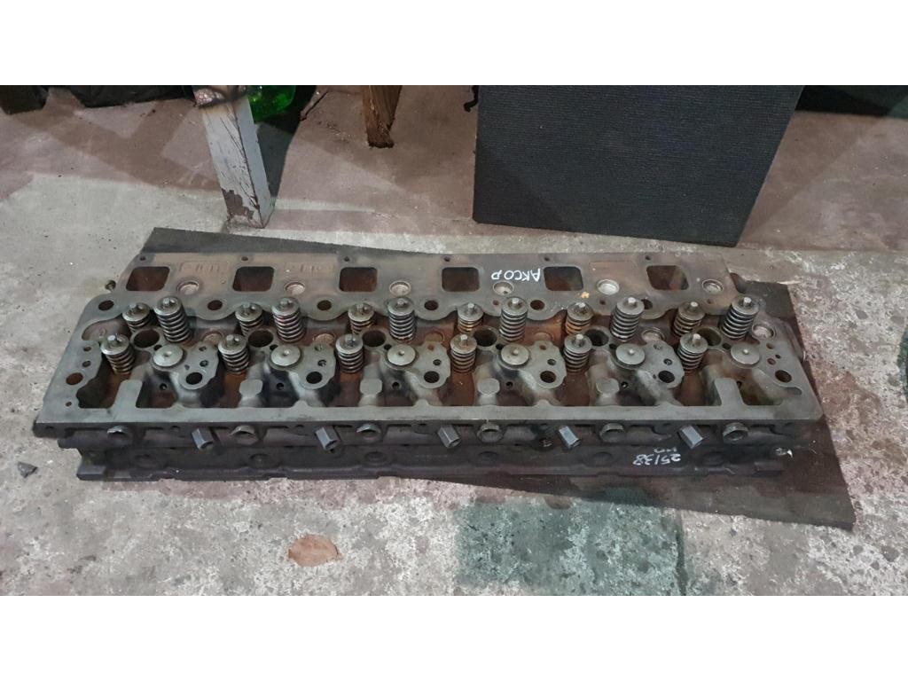 Головка блока цилиндров Mercedes Axor 2006-настоящее время 2011