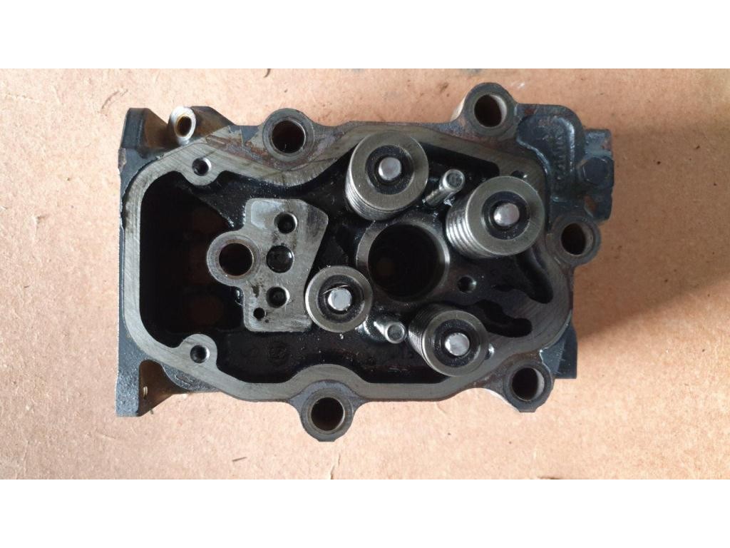 Головка блока цилиндров Scania 5 Serie(R) 2005-2009 2006