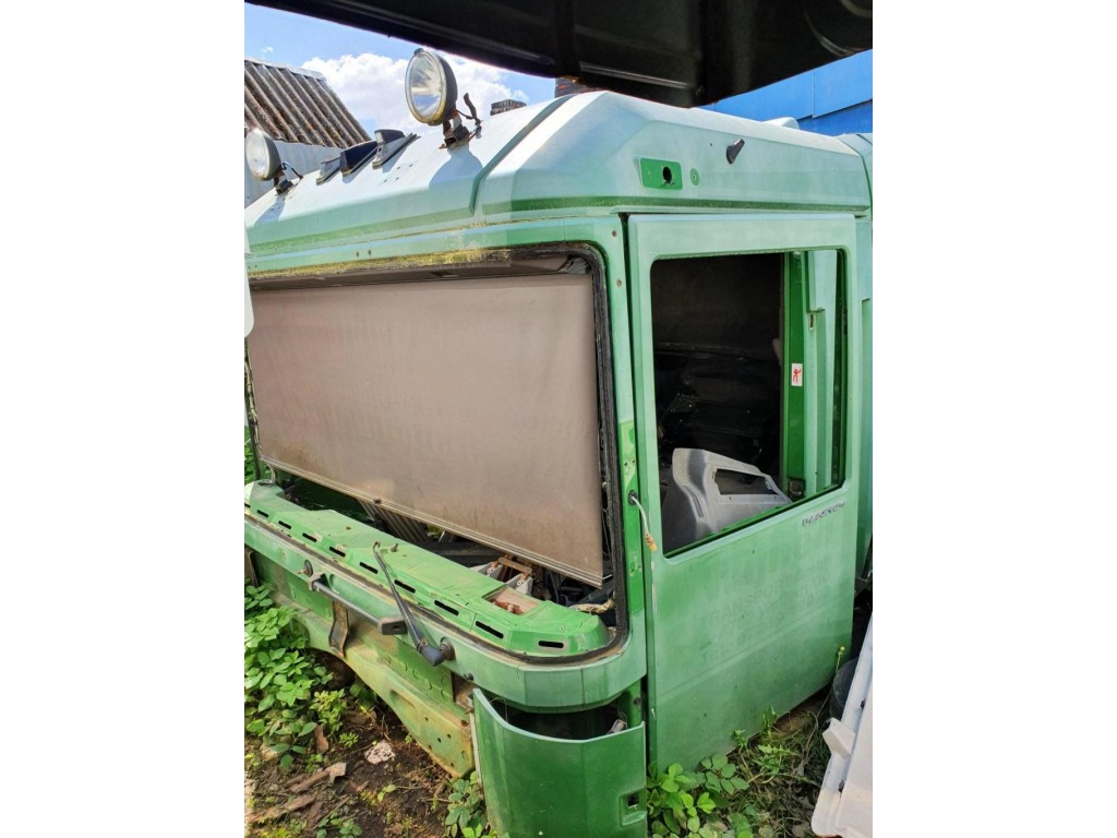 Кабина Renault Magnum Mack 2001-2005 2003