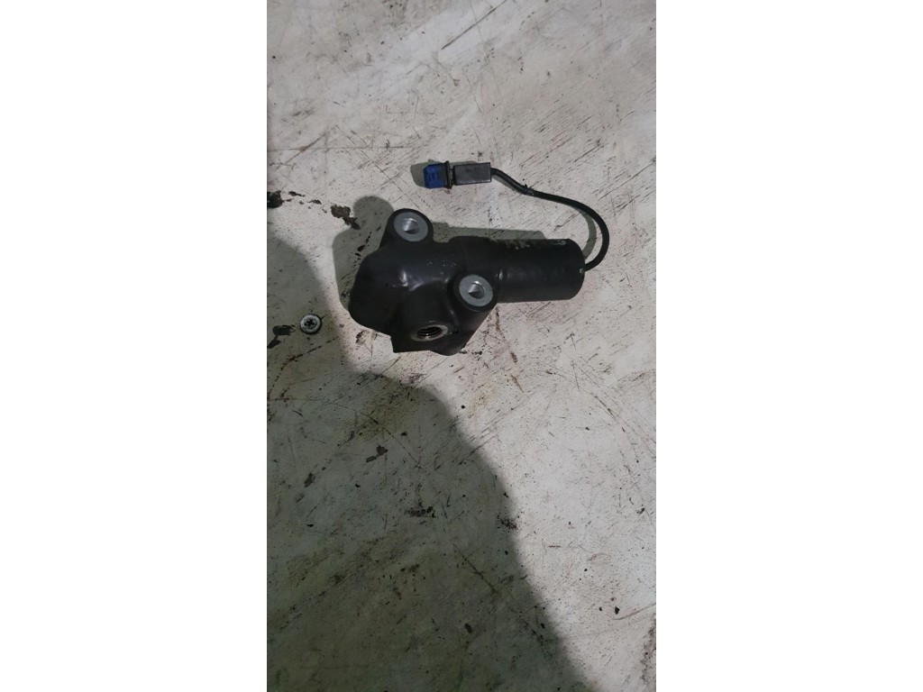 Клапан топливный-электромагнитный Mercedes Axor 2006-настоящее время 2011