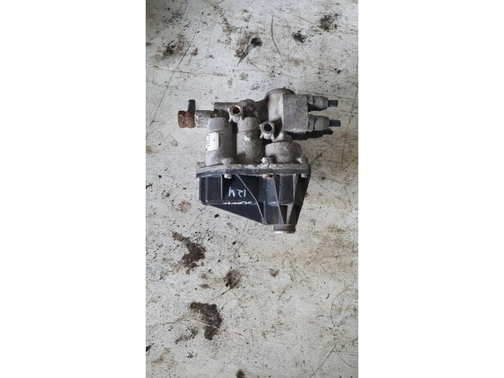 Клапан воздушный Scania 4 Serie (124) 1995-2005 2004