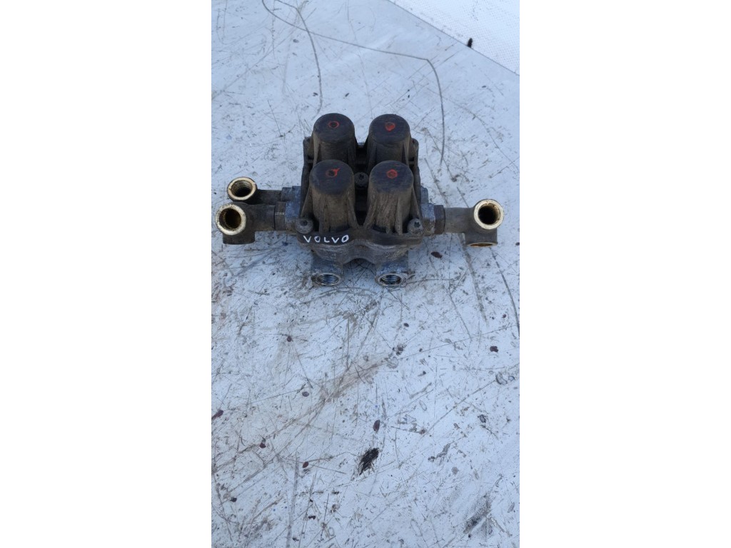 Клапан защитный 4-х контурный Volvo FH(13) 2005-2008 2008