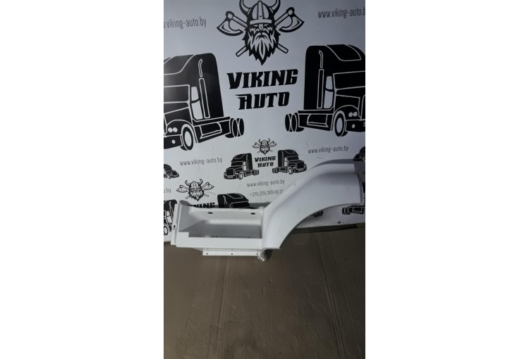 Корпус подножки левый на Renault