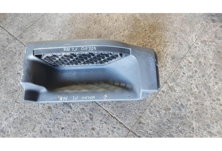 Корпус подножки левый Volvo FL 2009