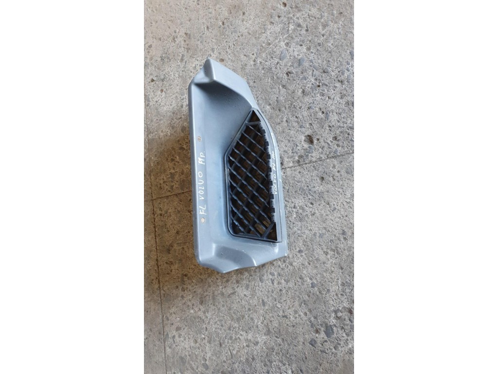 Корпус подножки правый Volvo FL 2009
