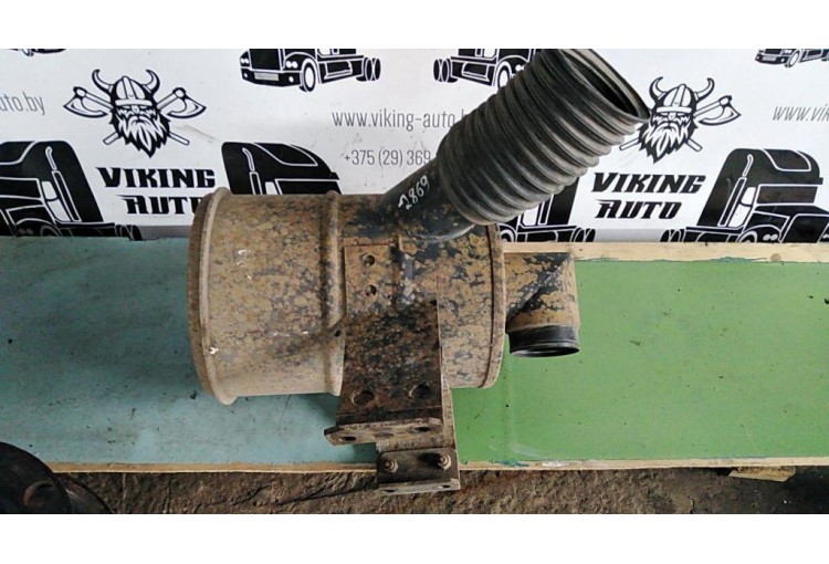 Корпус воздушного фильтра Mercedes 817 1984-1998 1996