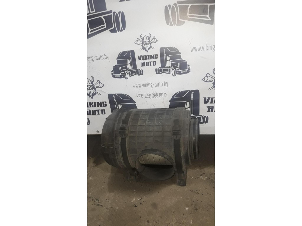 Корпус воздушного фильтра Renault Magnum Mack 2001-2005 2003