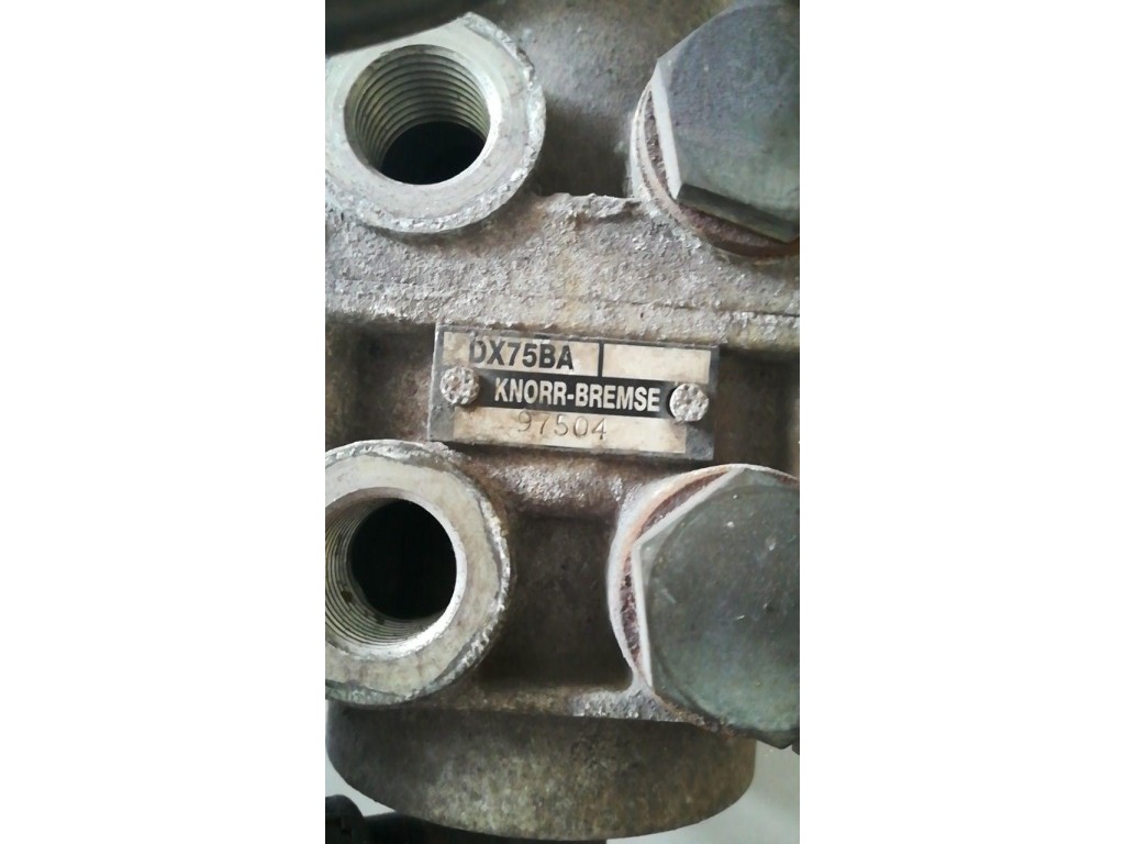 Кран тормозной главный Iveco EuroCargo(2) 2001-2008 2004