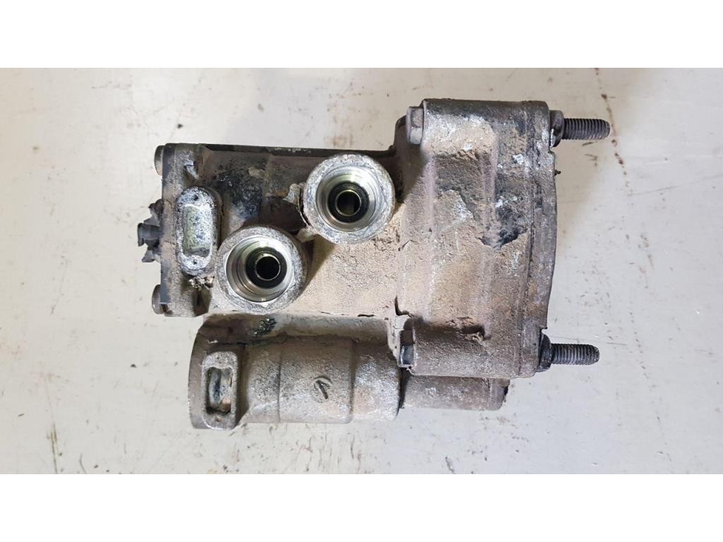 Кран управления тормозами прицепа MAN TGA 2000-2008 2003