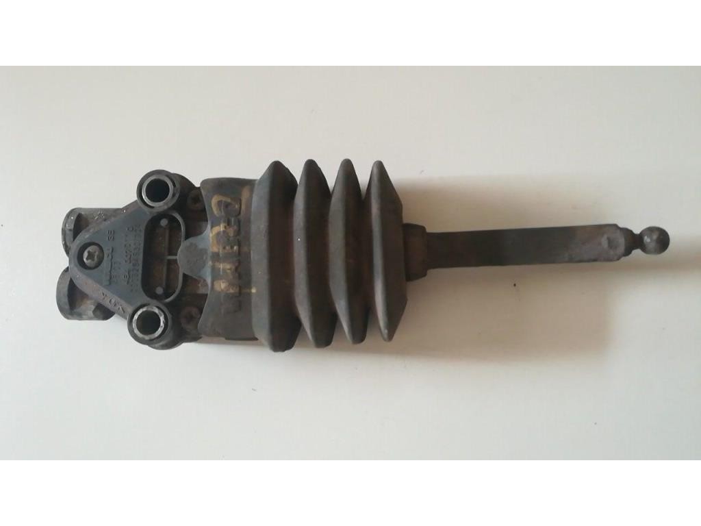 Кран уровня кабины Mercedes Actros MP2 2002-2008 2004