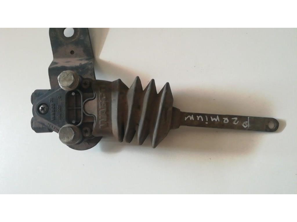 Кран уровня кабины Renault Premium DXI 2006-2013 2008