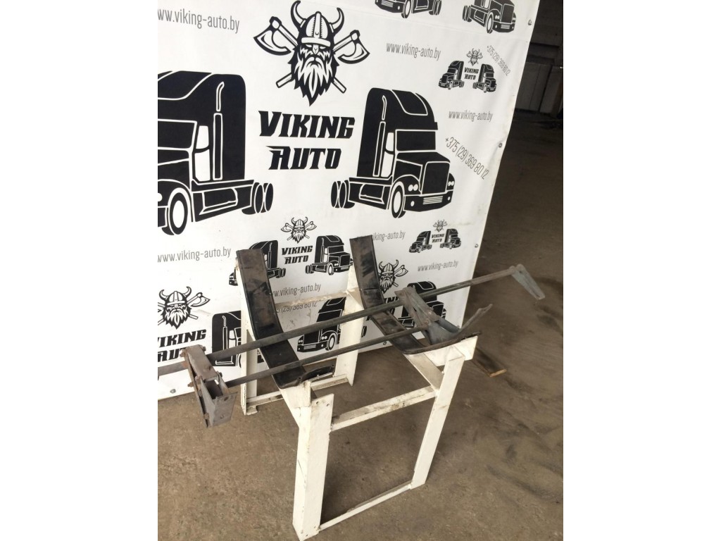 Крепление спойлера DAF XF 105 2005-2013 2008