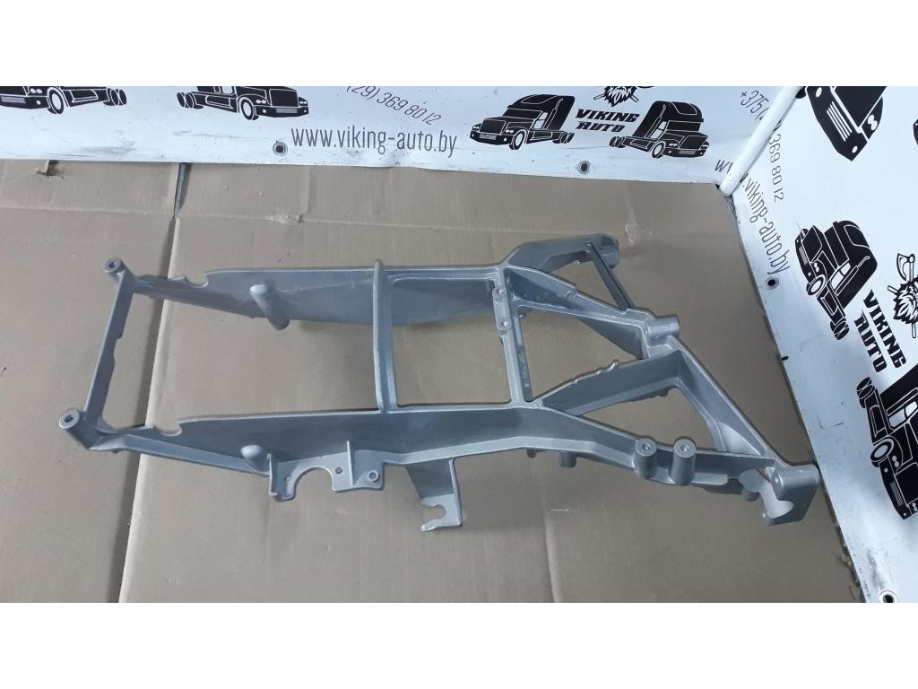 Кронштейн фар левый DAF