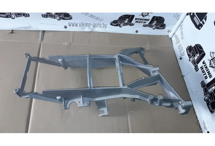 Кронштейн фар левый на DAF