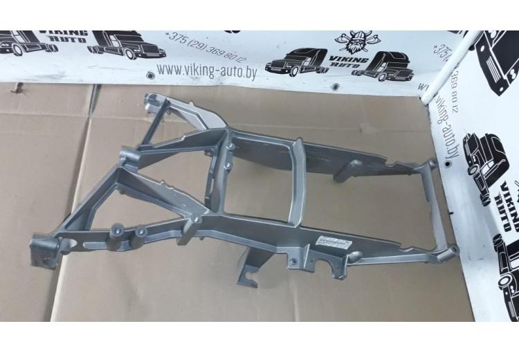 Кронштейн фар правый(паук) на DAF