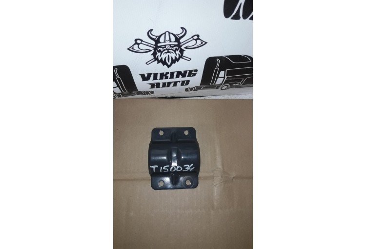 Кронштейн крепления крыла на DAF