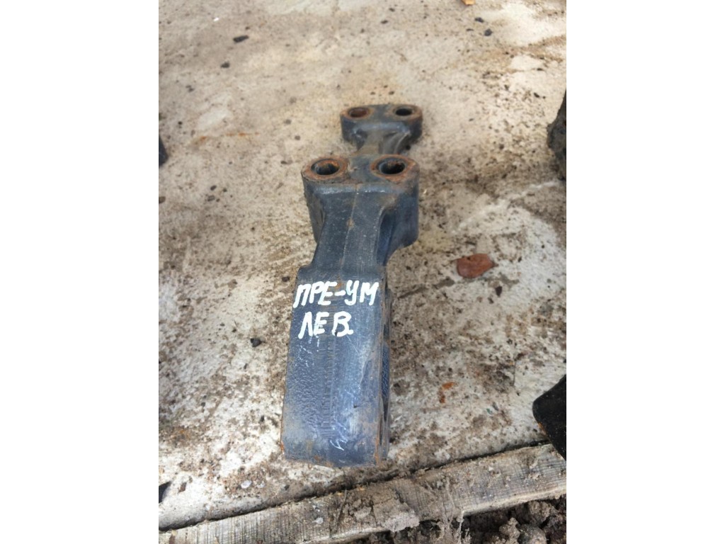 Кронштейн крепления кабины Renault Premium DXI 2006-2013 2008