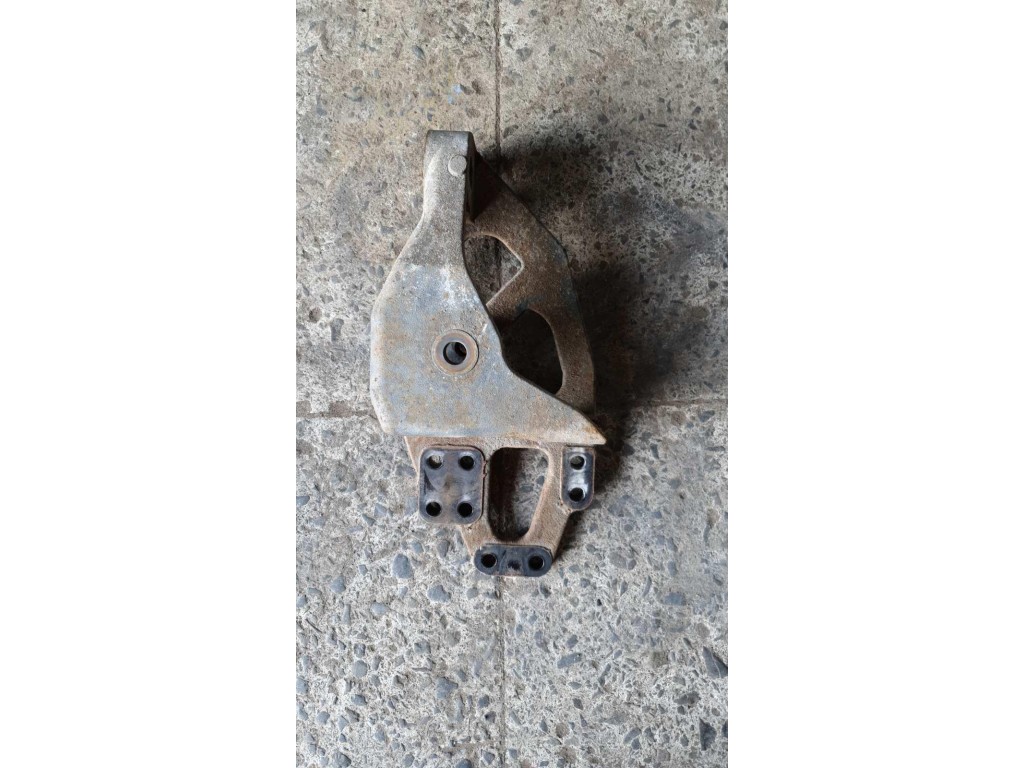 Кронштейн крепления передней рессоры DAF XF 105 2005-2013 2008