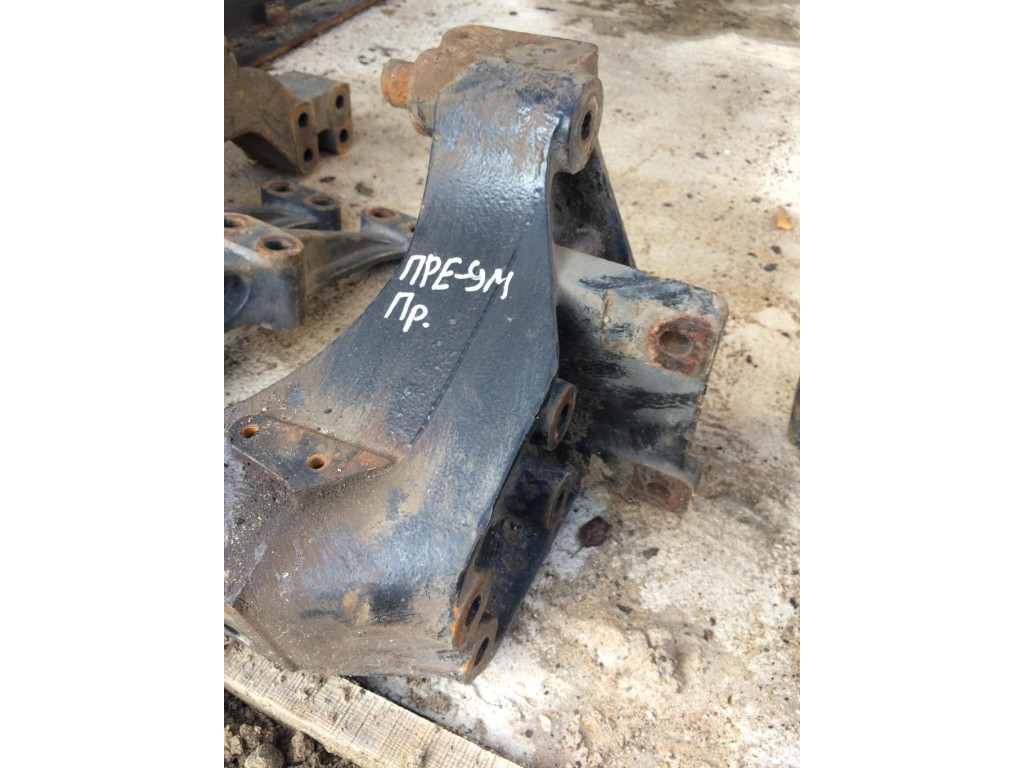 Кронштейн крепления торсиона Renault Premium DCI 1996-2006 2011