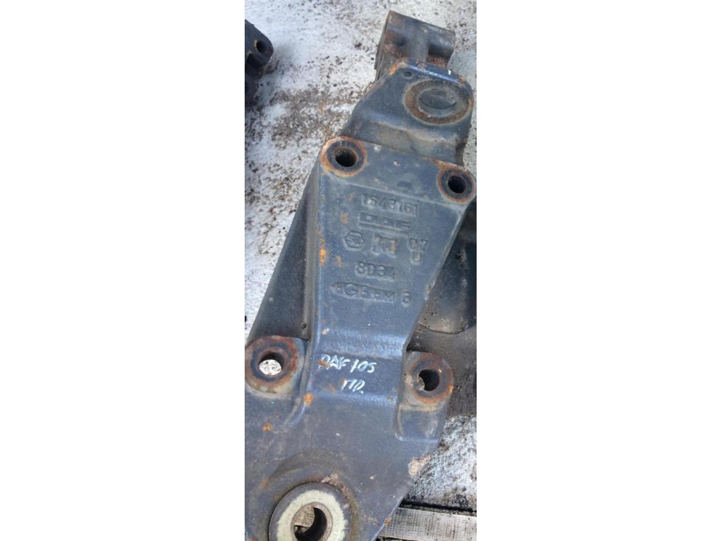 Кронштейн крепления передней рессоры DAF XF 105 2005-2013 2012