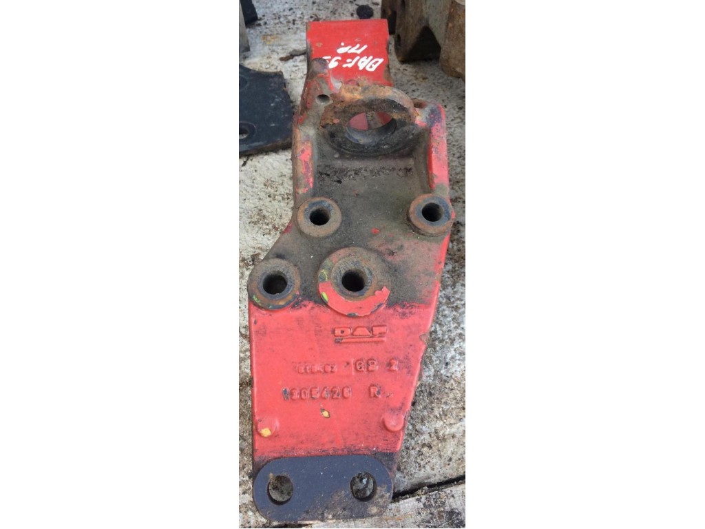 Кронштейн крепления кабины DAF XF95 2002-2006 2003