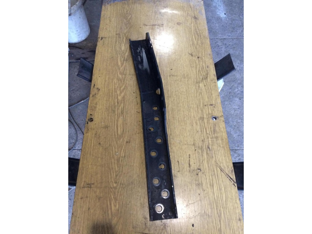 Кронштейн Renault Magnum DXI 2006-2013 2010