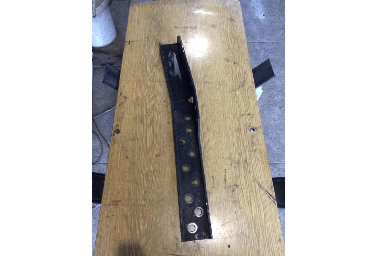 Кронштейн Renault Magnum DXI 2006-2013 2010