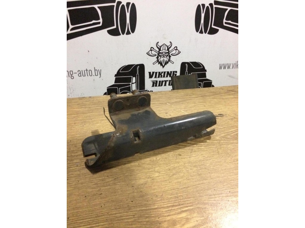 Кронштейн Renault Magnum DXI 2006-2013 2010