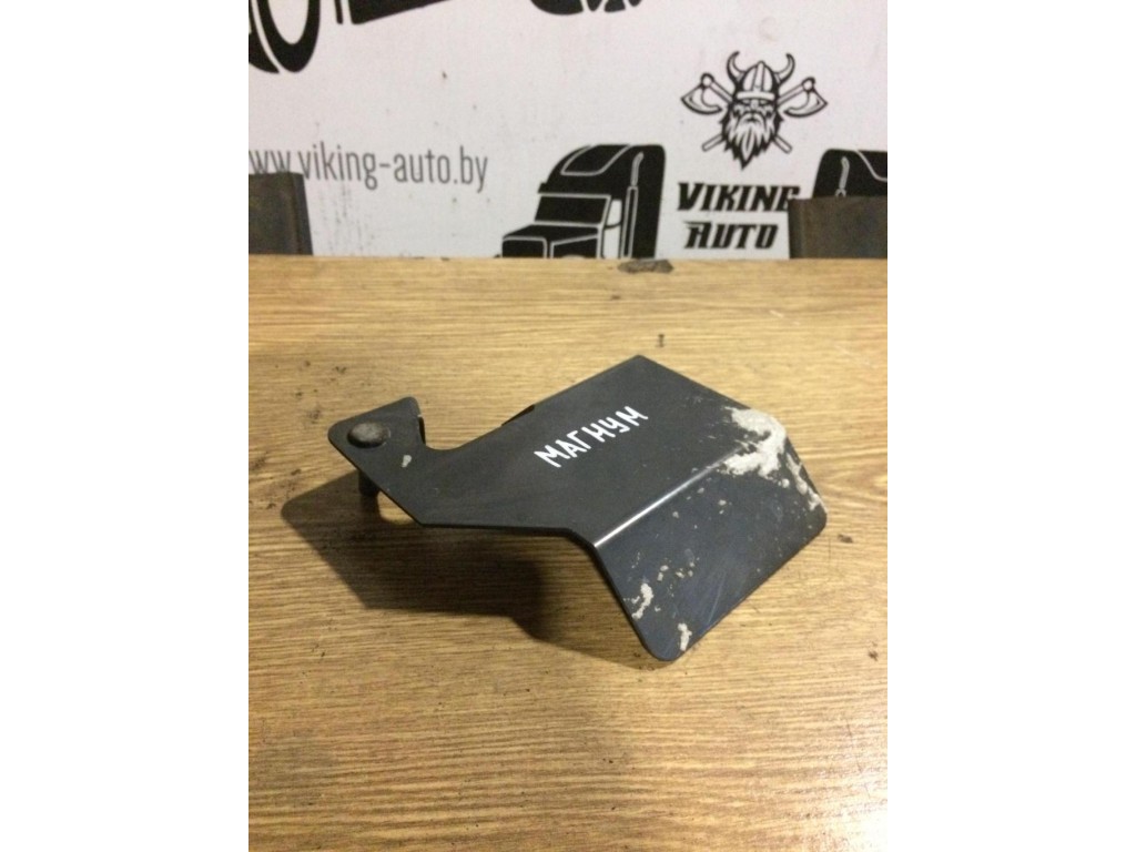 Кронштейн Renault Magnum DXI 2006-2013 2010