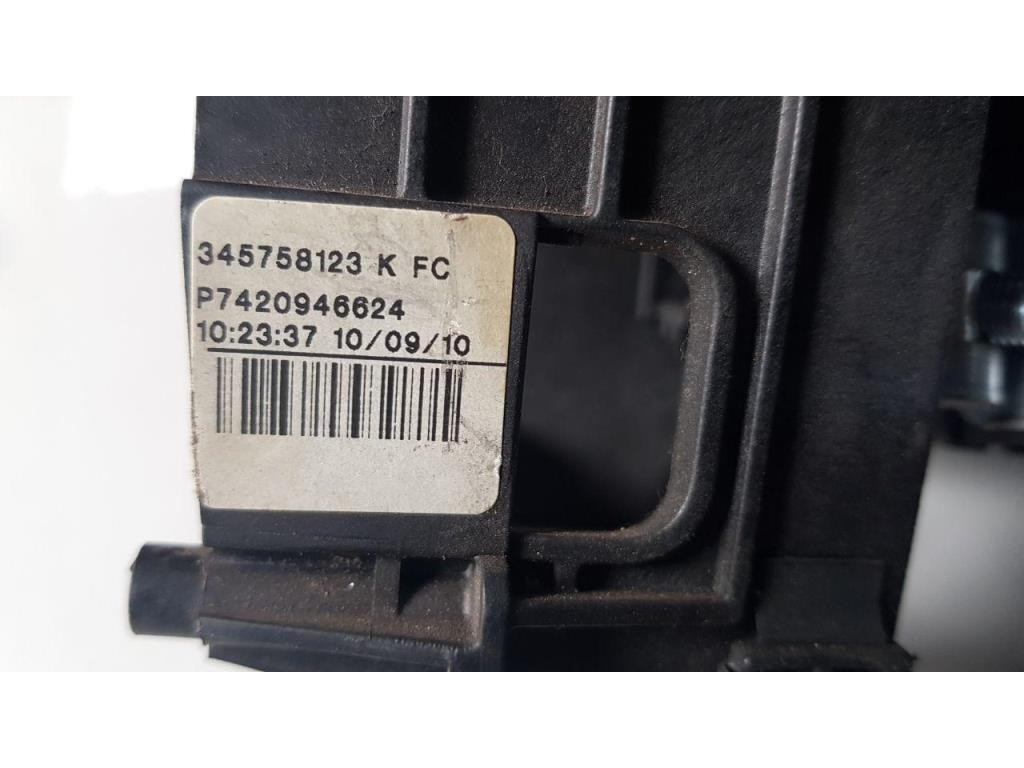 Кронштейн подрулевых переключателей Renault Premium DXI 2006-2013 2008