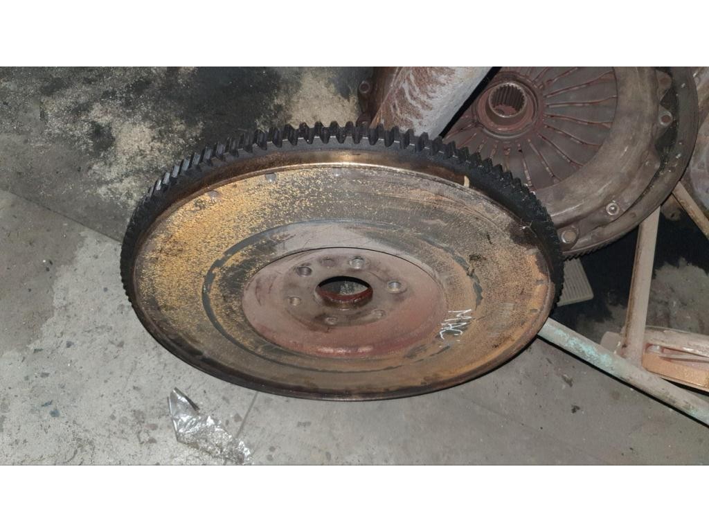 Маховик Renault Magnum Mack 2001-2005 2004