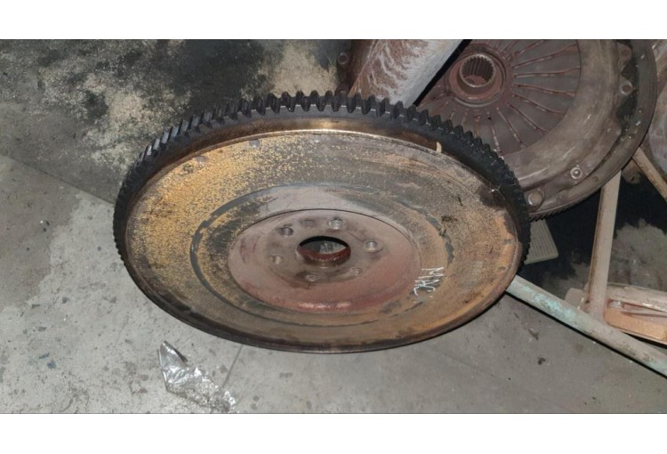 Маховик Renault Magnum Mack 2001-2005 2004