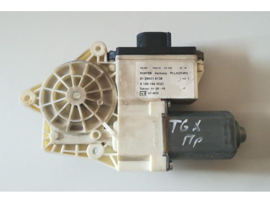 Моторчик стеклоподъемника MAN TGX 2007-2011 2009