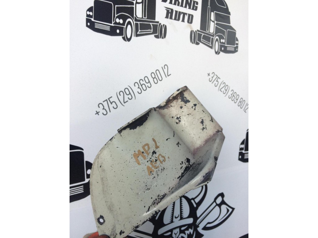 Накладка переднего бампера Mercedes Actros MP2 2002-2008 2004