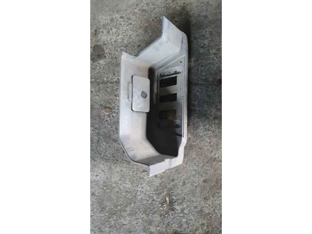 Накладка подножки левая Mercedes Actros MP2 2002-2008 2008