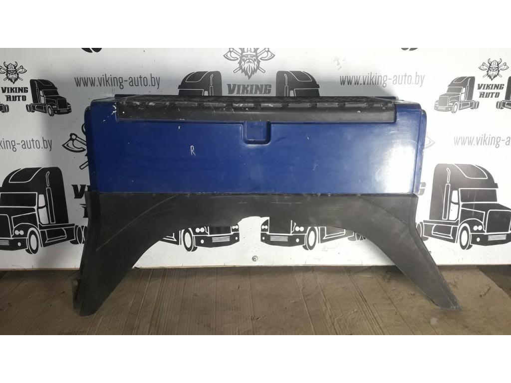 Накладка подножки правая Renault Magnum Mack 2001-2005 2004