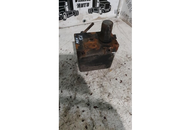 Насос подъема кабины MAN TGA 2000-2008 2004