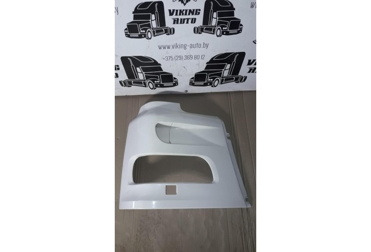 Облицовка фары правая на DAF