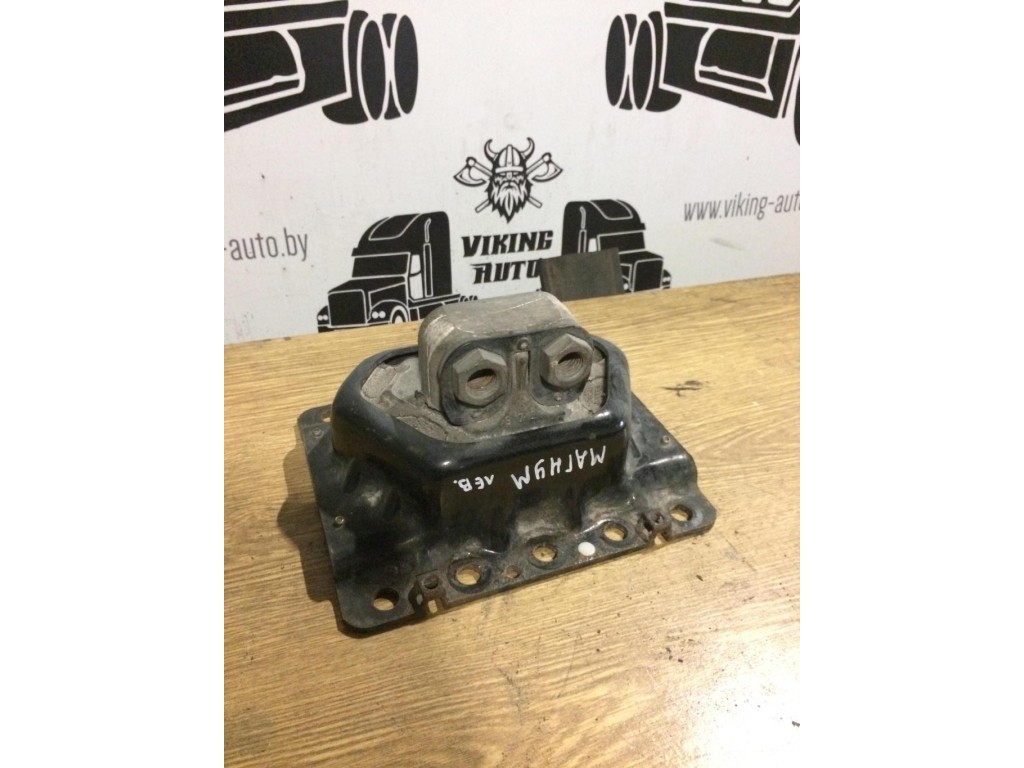 Опора двигателя задняя Renault Magnum DXI 2006-2013 2010